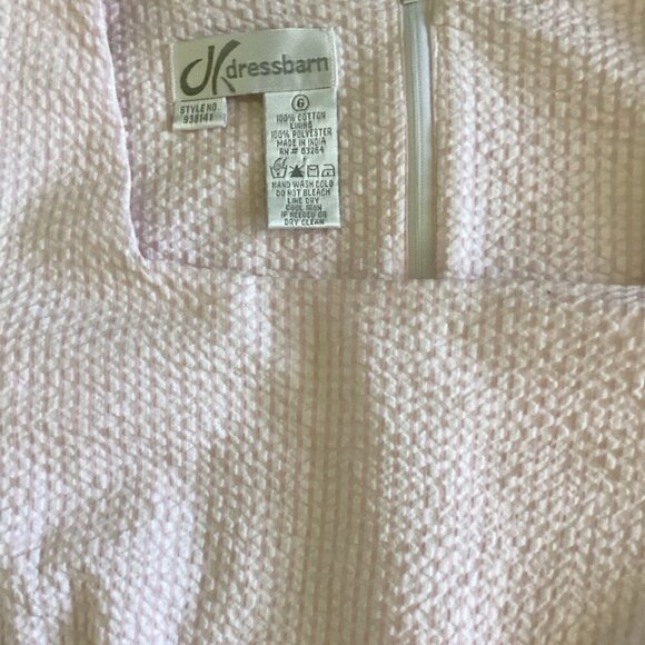 Dressbarn Sleeveless Seersucker Square Neck Sheath Dress Sz 6 Pink 142A - Picture 7 of 7